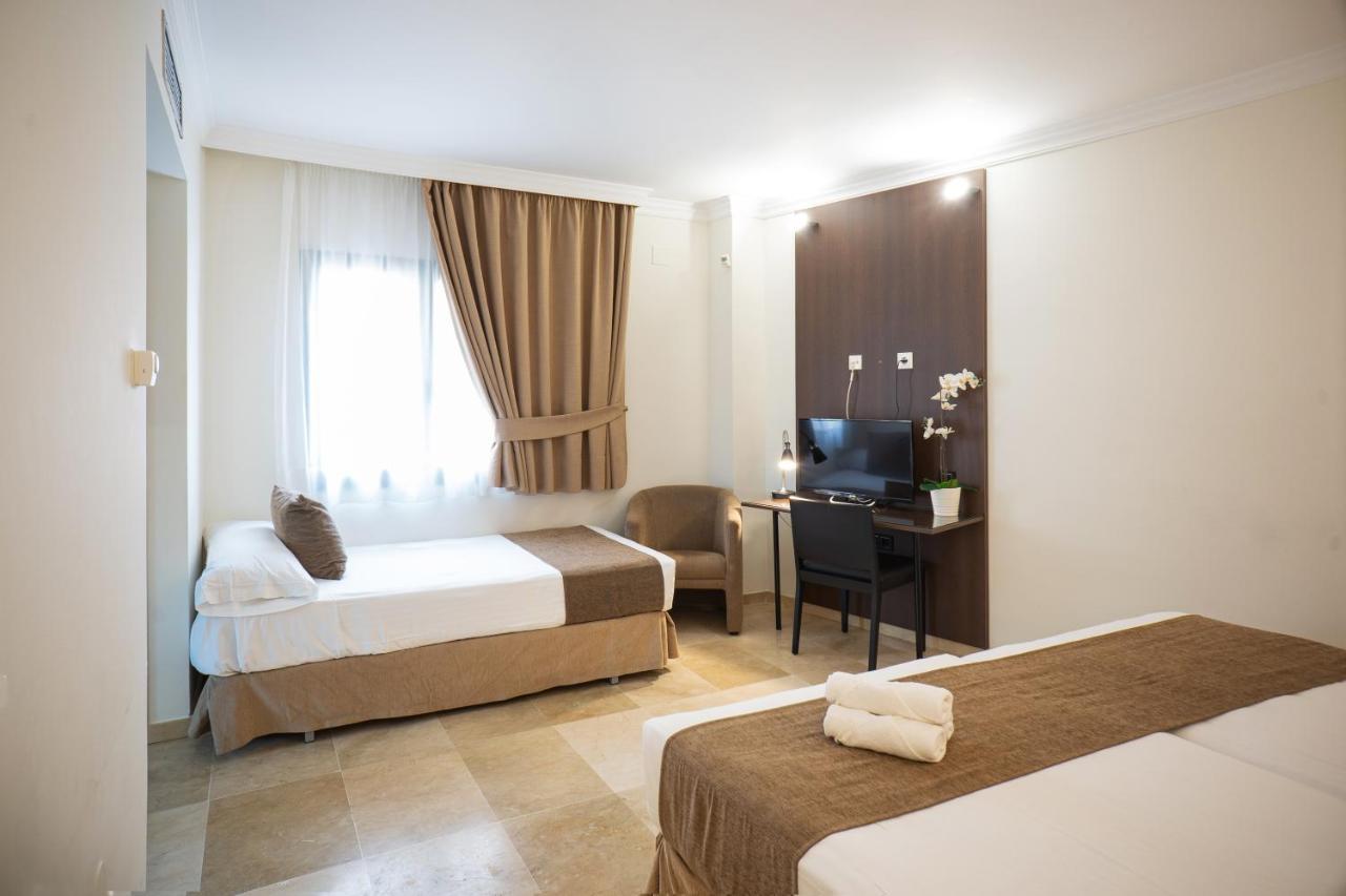 Mainake Costa Del Sol Hotel ตอร์เรเดลมาร์ ภายนอก รูปภาพ